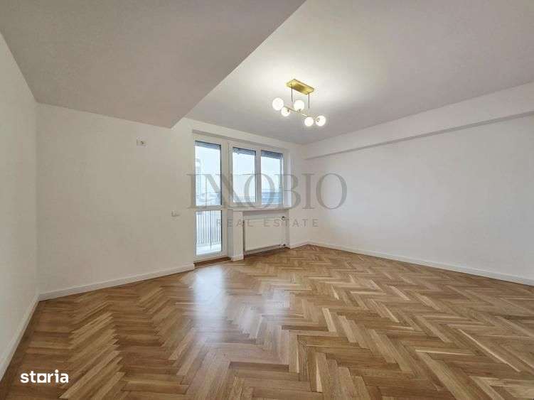 Apartament de vanzare 3 Camere | Universitate KM 0