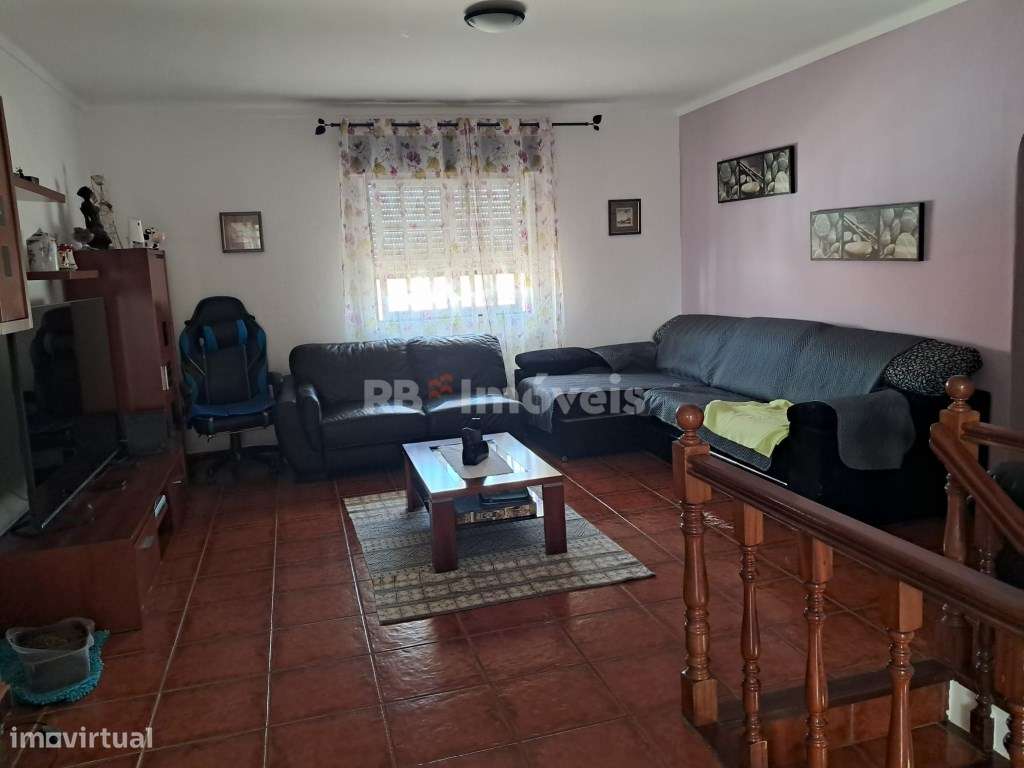 Moradia T4 no Entroncamento-0