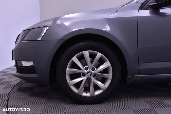 Skoda Octavia - 13