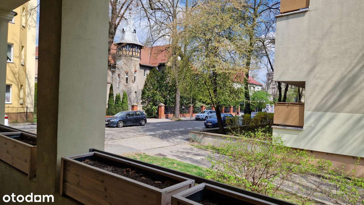 Stylowy apartament w kamienicy z loggią-2