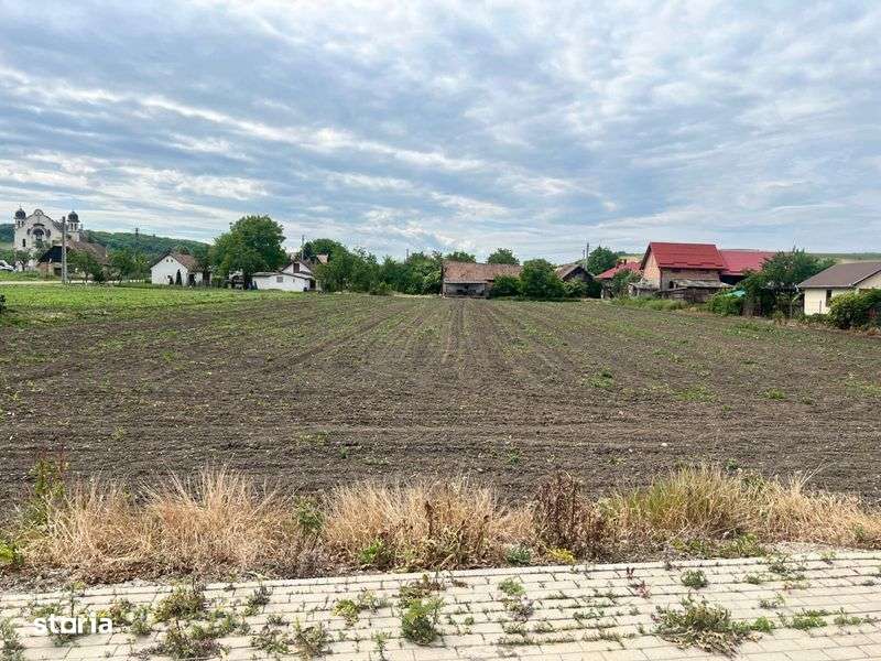 Casa si Teren de Vanzare in Iclod Cluj - Imagine principală: 5/7