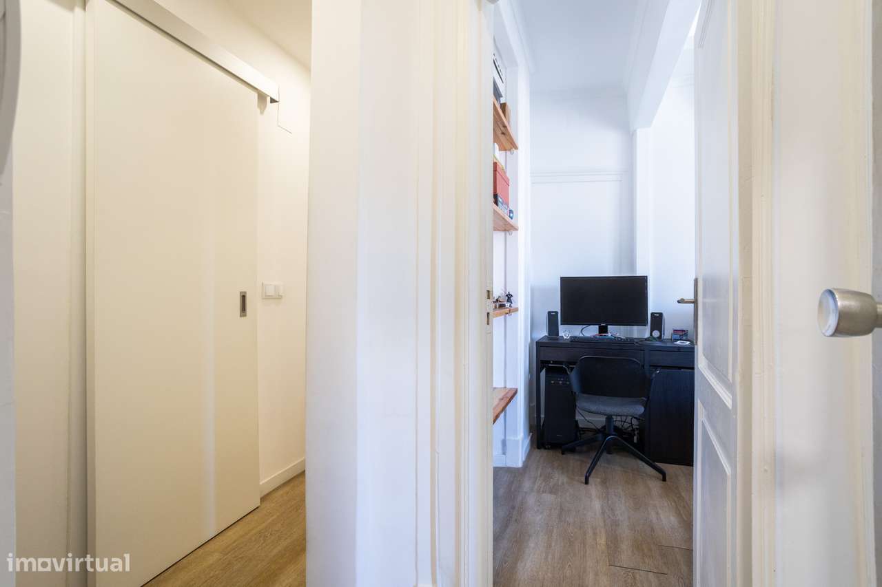 Apartamento Familiar totalmente Remodelado no Coração de Lisboa com Vi-12