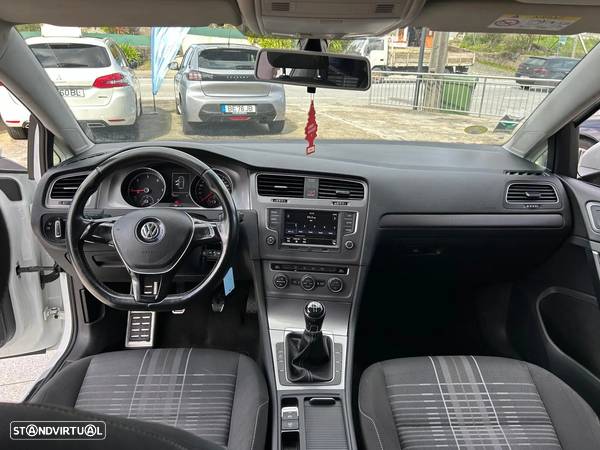 VW Golf 1.6 TDI BlueMotion Lounge - 9