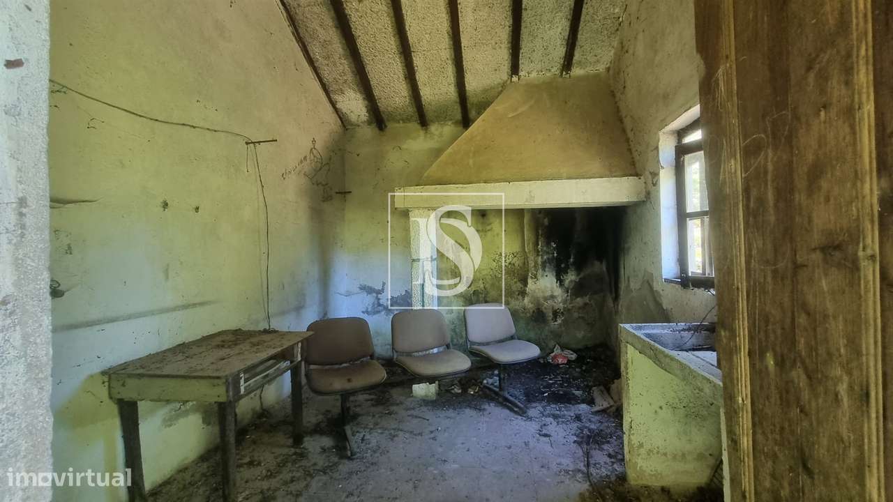 Moradia para Restaurar T2 Venda em Vilar da Veiga,Terras de Bouro-19