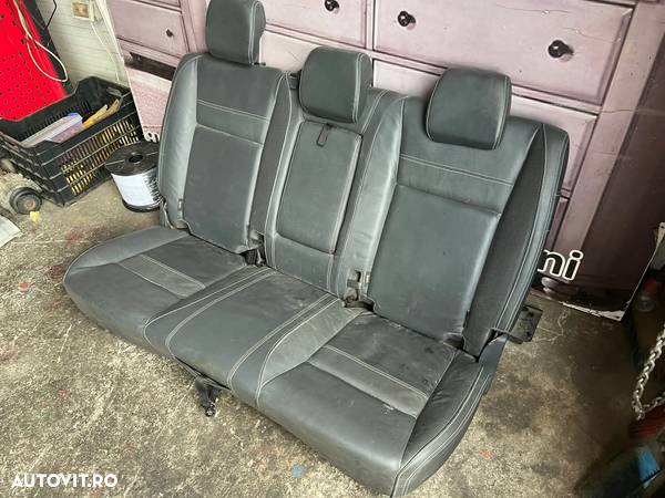 Interior din piele gri sobolan pentru Ford Ranger din anul 2013 - 2