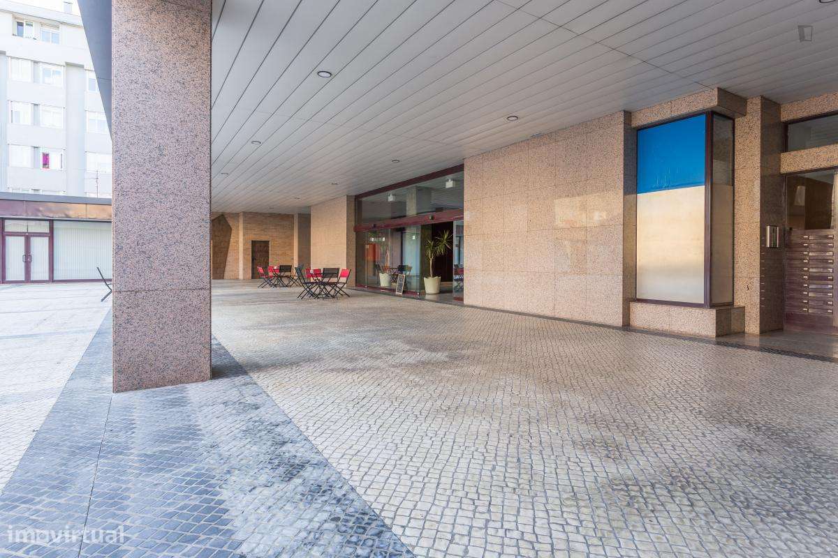 Apartamento com 1 quartos - localizado em Cedofeita Porto - Grande imagem: 4/10