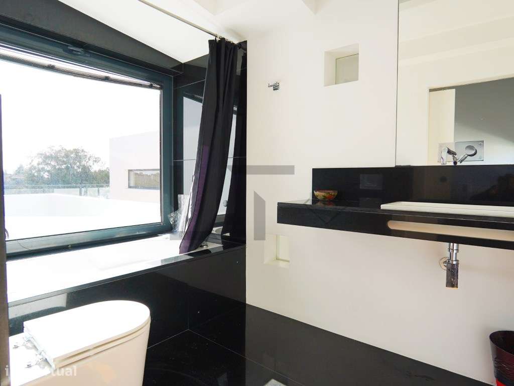 Moradia V4 com Piscina para Venda na Comporta-42