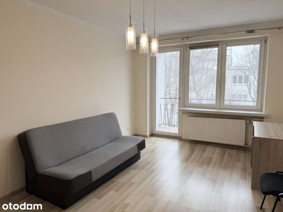 Przestronne 2 pokoje, blok cegła, loggia! ul. Aleksandrowska-0