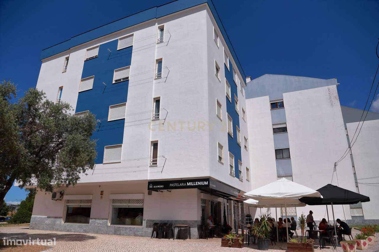Apartamento T2, 1º andar na Qta. Courela, Paio Pires - Seixal-21