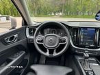 Volvo XC 60 D5 AWD Geartronic Momentum - 26