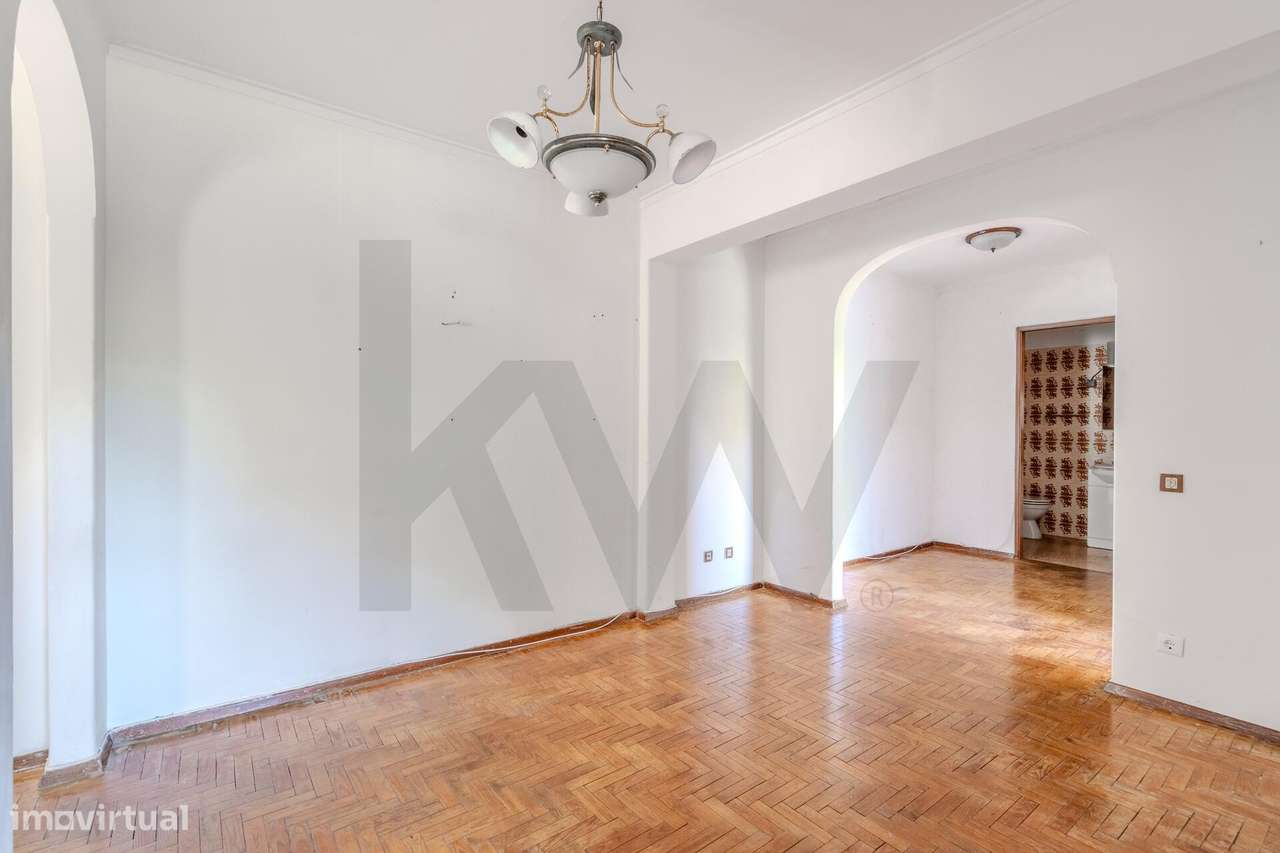 Prédio Urbano para Reabilitação - Excelente Oportunidade de Investimen - Grande imagem: 2/25