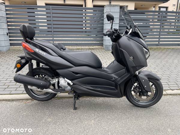 Yamaha X-max - 3