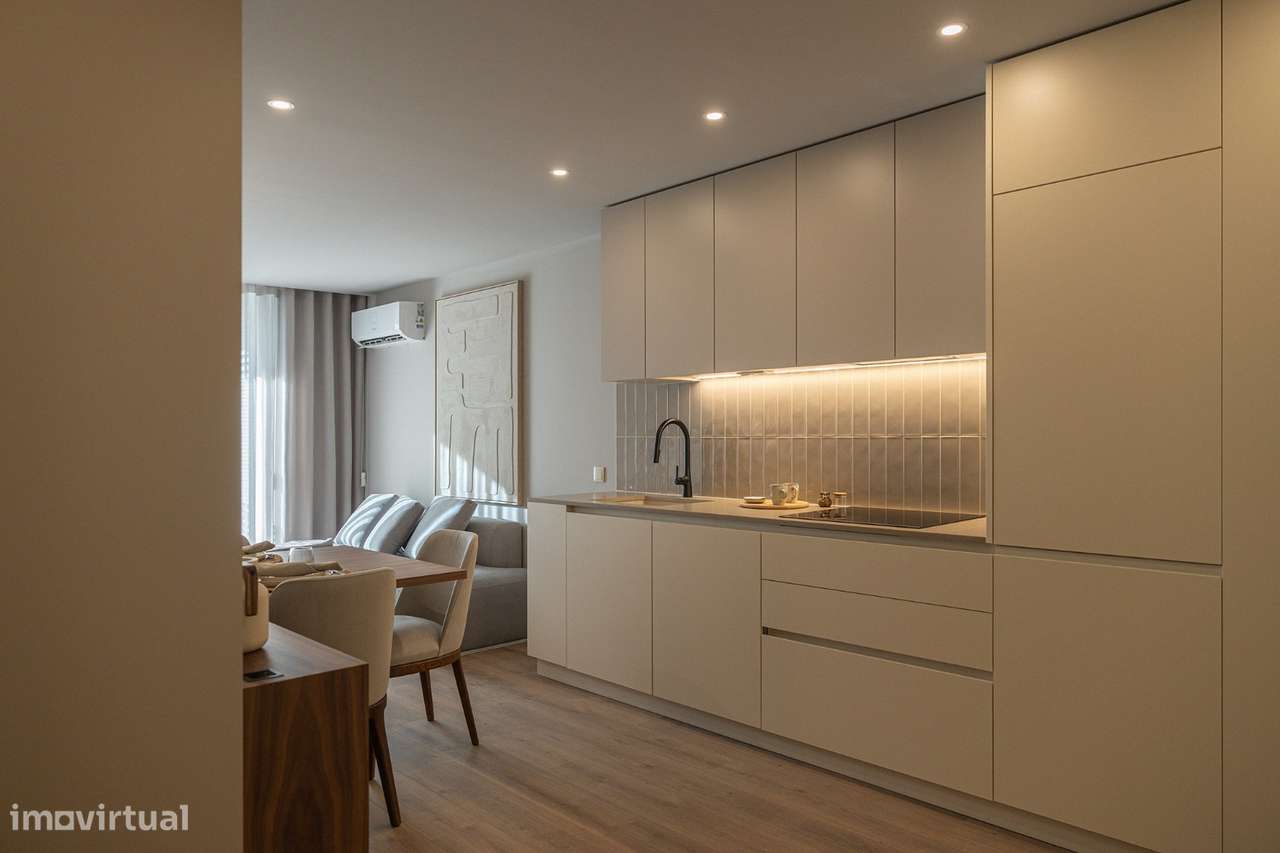 Apartamento T1 Frente para a Piscina! - Grande imagem: 2/19