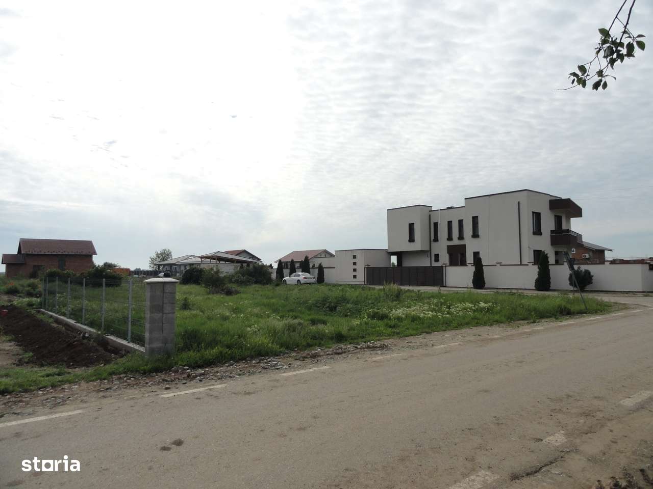 Loc de casa 490 mp, cu utilitati, in Bodrogu Nou (com. Zadareni) - Imagine principală: 4/4