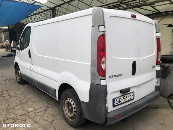 Renault Trafic - 6