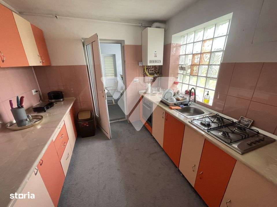 Casa cu 4 dormitoare si 2 bai -  Sibiu - Imagine principală: 3/11