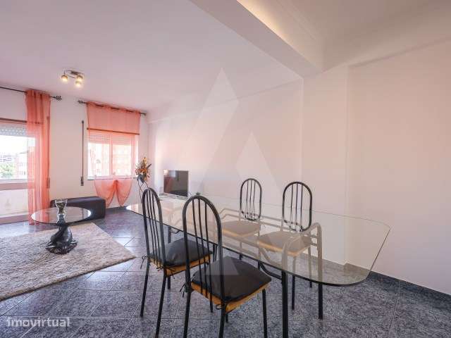 Apartamento T3 em Esgueira com Garagem Fechada e Arrumos - Grande imagem: 2/32