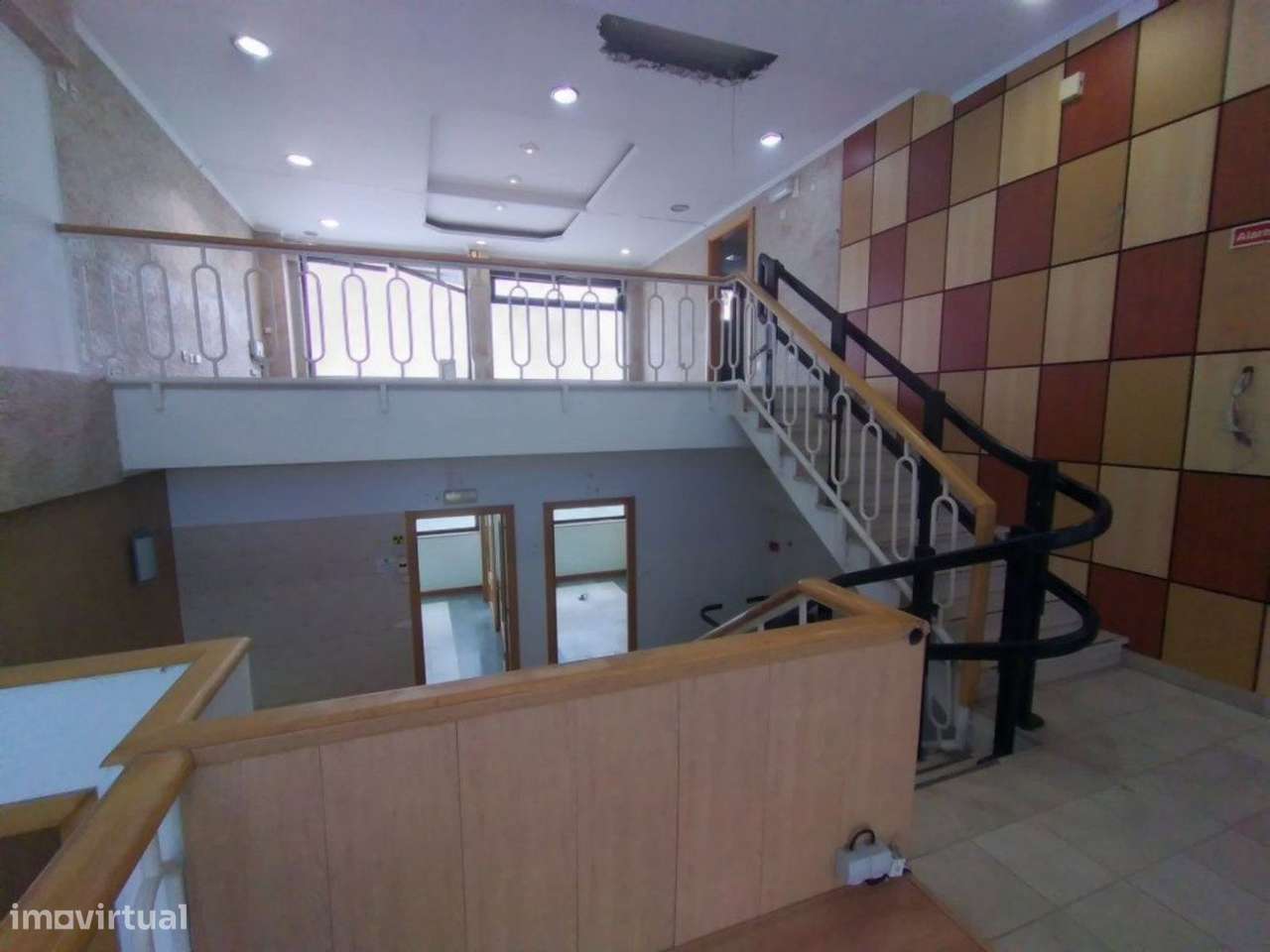 Loja em Barreiro, Alto do Seixalinho, Santo André e Verderena - Grande imagem: 4/30