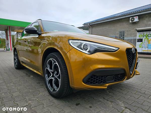 Alfa Romeo Stelvio 2.0 Turbo Veloce TI Q4 - 16