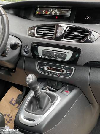 Renault Grand Scenic ENERGY dCi 110 S&S Bose Edition - 29