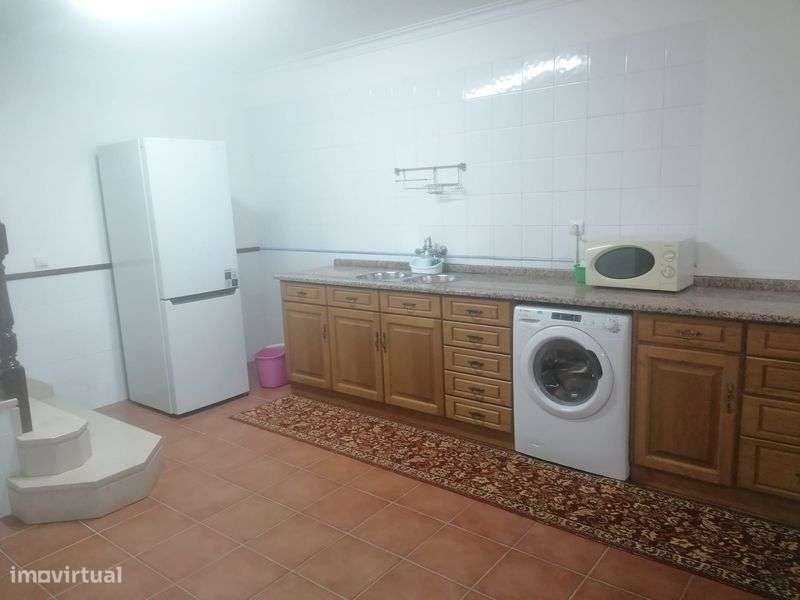 Aluga Andar de Moradia - Grande imagem: 4/12