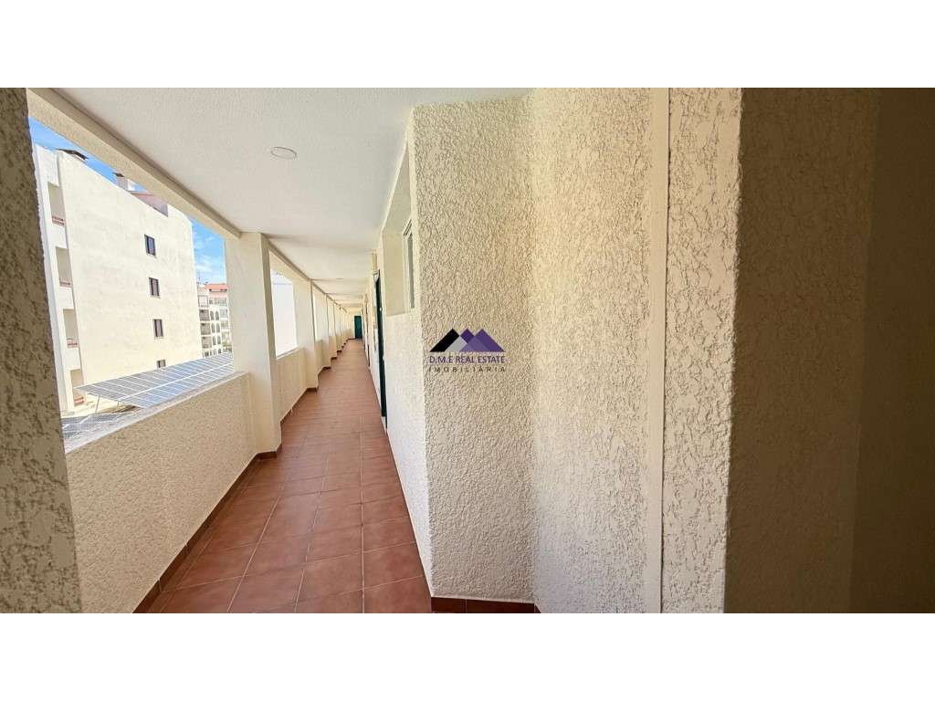 Apartamento T2 no Parque dos Reis-34