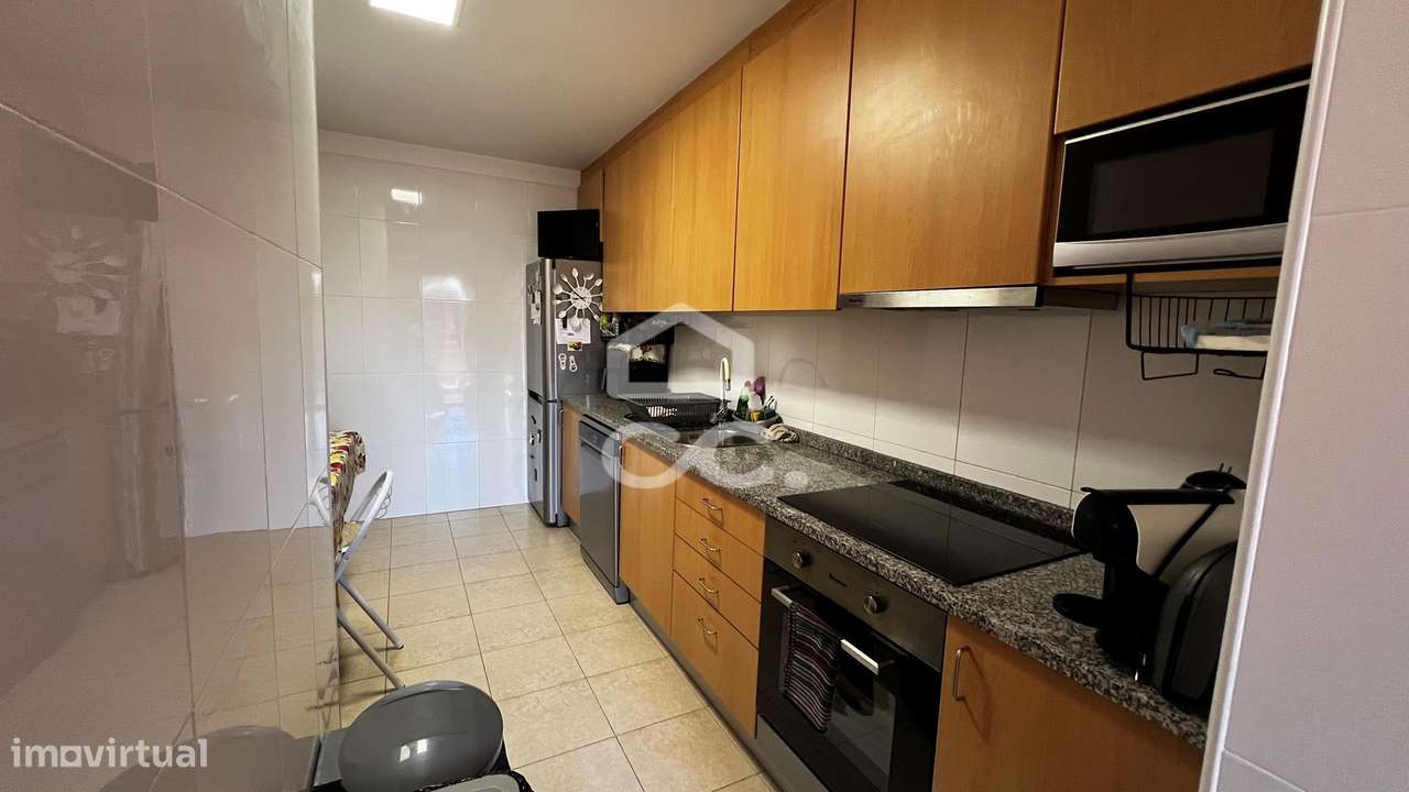 Apartamento T2, Lustosa, Lousada-12