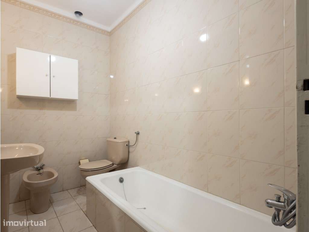 Moradia T3 em Santa Clara-22