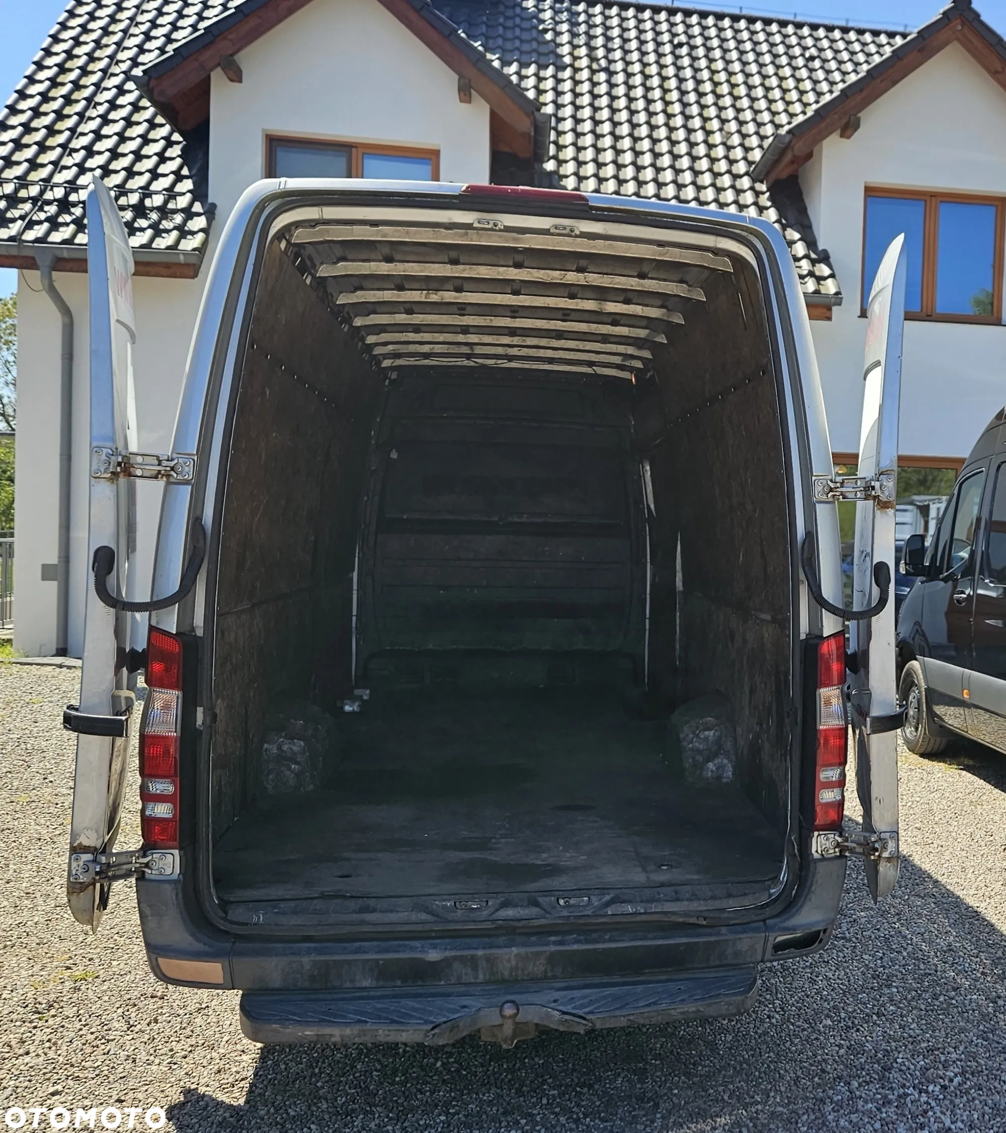 Mercedes-Benz SPRINTER 319CDI - 21