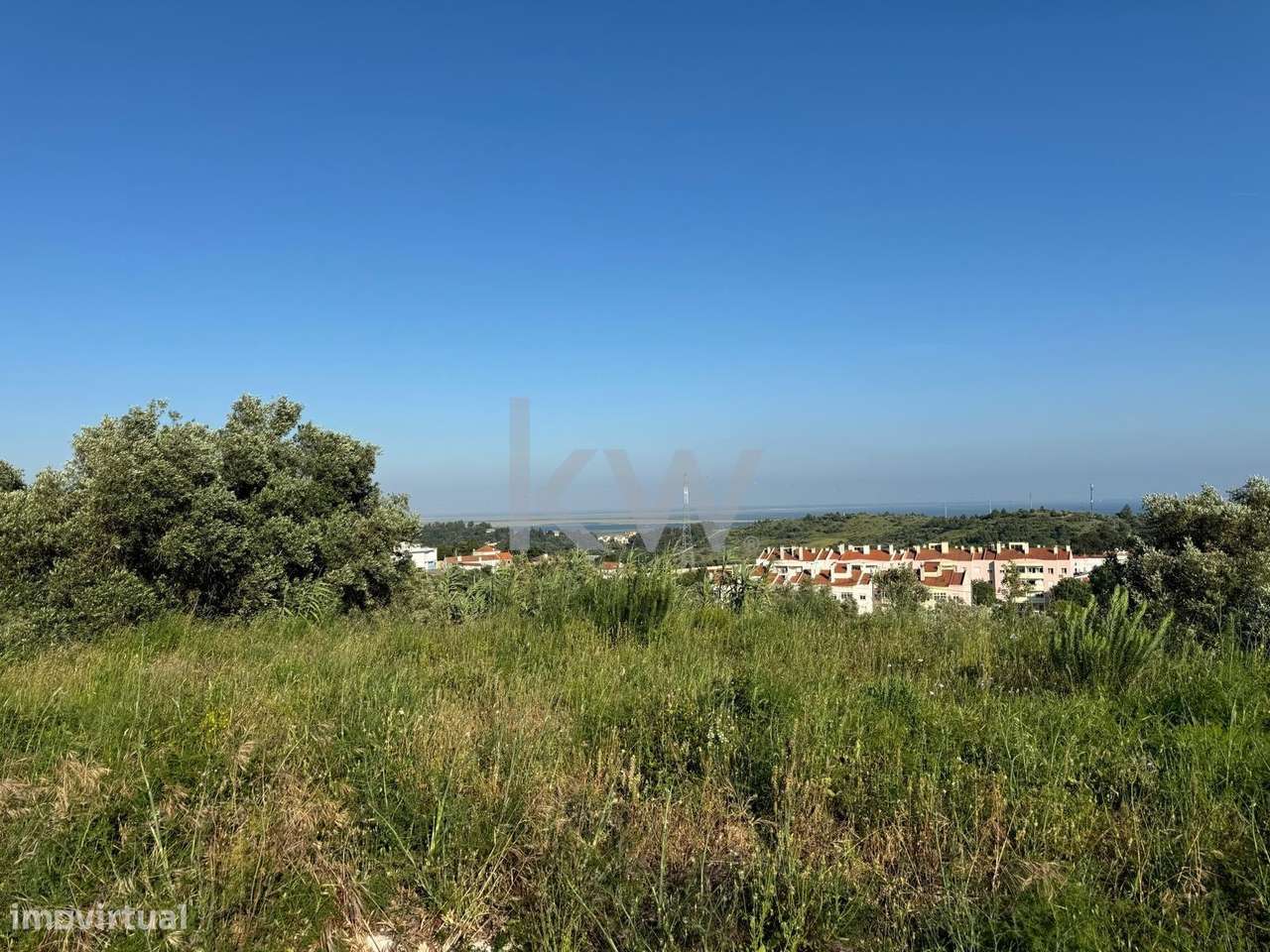 Lote de terreno urbano para construção de moradia em Cerrados de Baixo - Grande imagem: 4/13