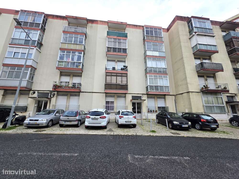 Apartamento T2, Flamenga, Santo António dos Cavaleiros , Loures-19