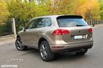 Volkswagen Touareg - 2