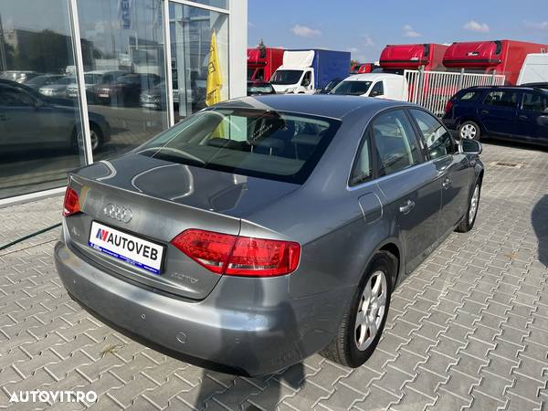 Audi A4 2.0 TDI Multitronic - 4