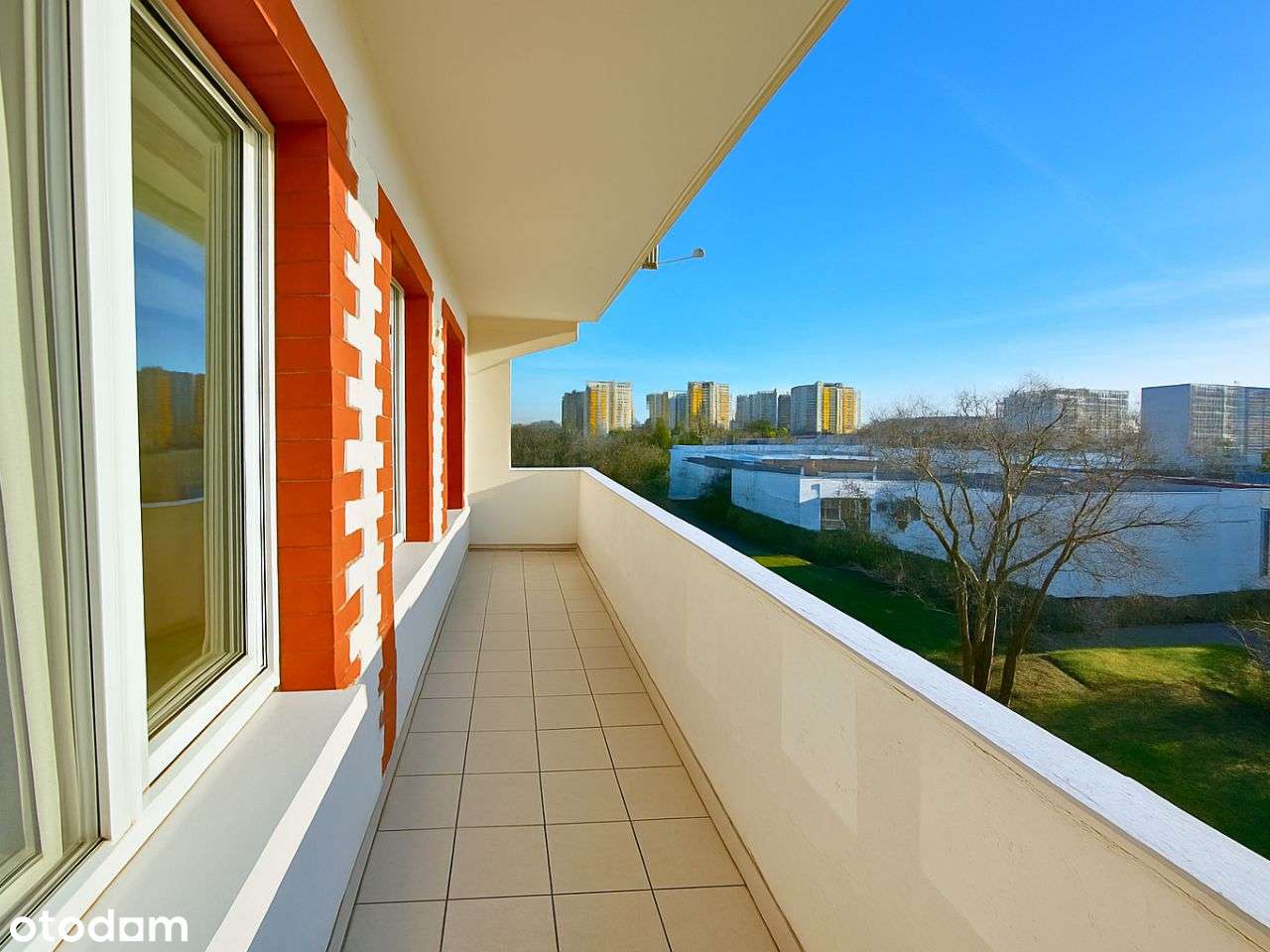 Przestronne 3-pokojowe mieszkanie z balkonem-8