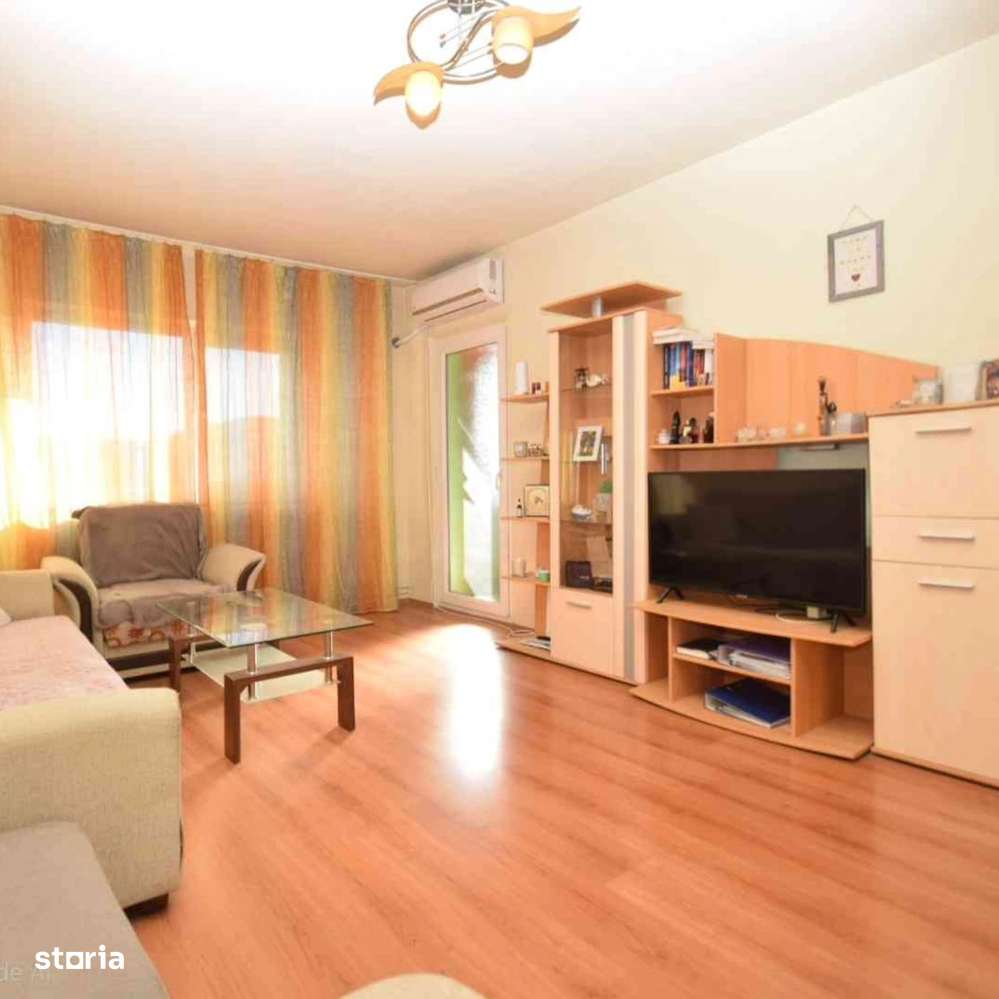 Apartament 3 camere decomandate 1 Mai, centrala termica - Imagine principală: 4/7