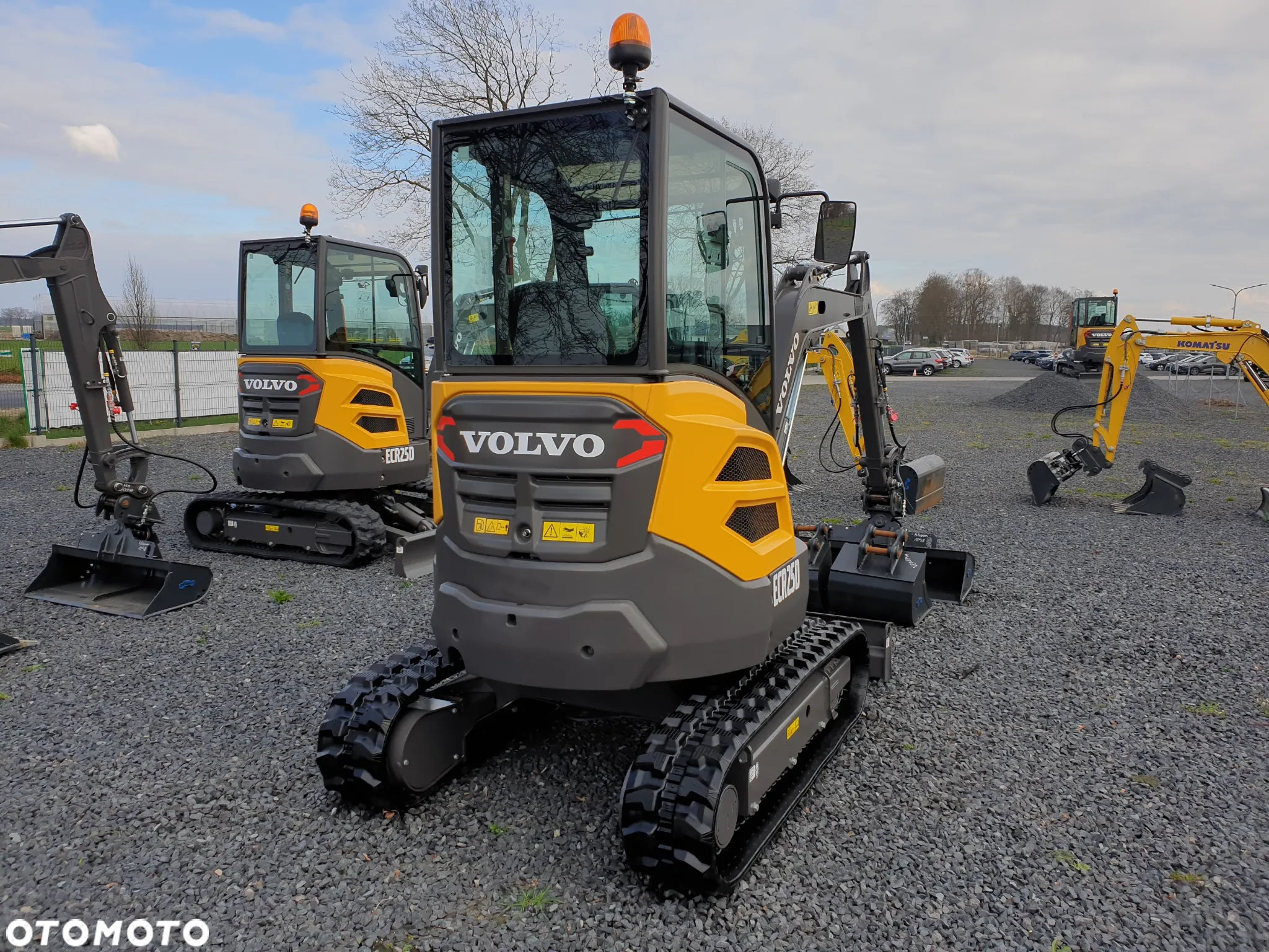 Volvo ECR25D NOWA DOSTĘPNA OD RĘKI, SZYBKOZŁĄCZE, DŁUGIE RAMIĘ, OBRÓT W OBRYSIE - 5