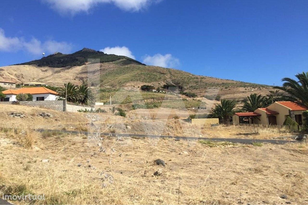 Terreno para construção situado na Serra de Fora no Porto Santo