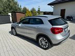 Mercedes-Benz GLA 180 - 4