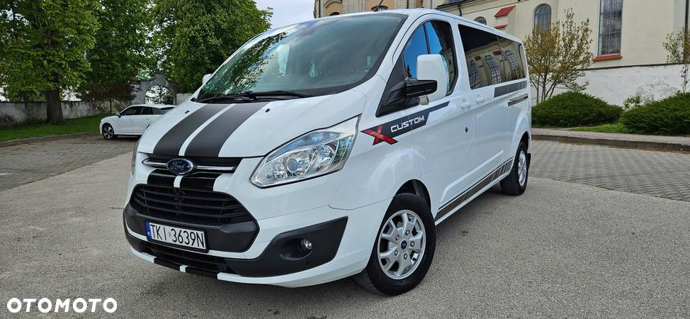 Ford Tourneo Custom 300 L2H1 VA Titanium - 21