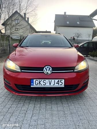 Volkswagen Golf - 6