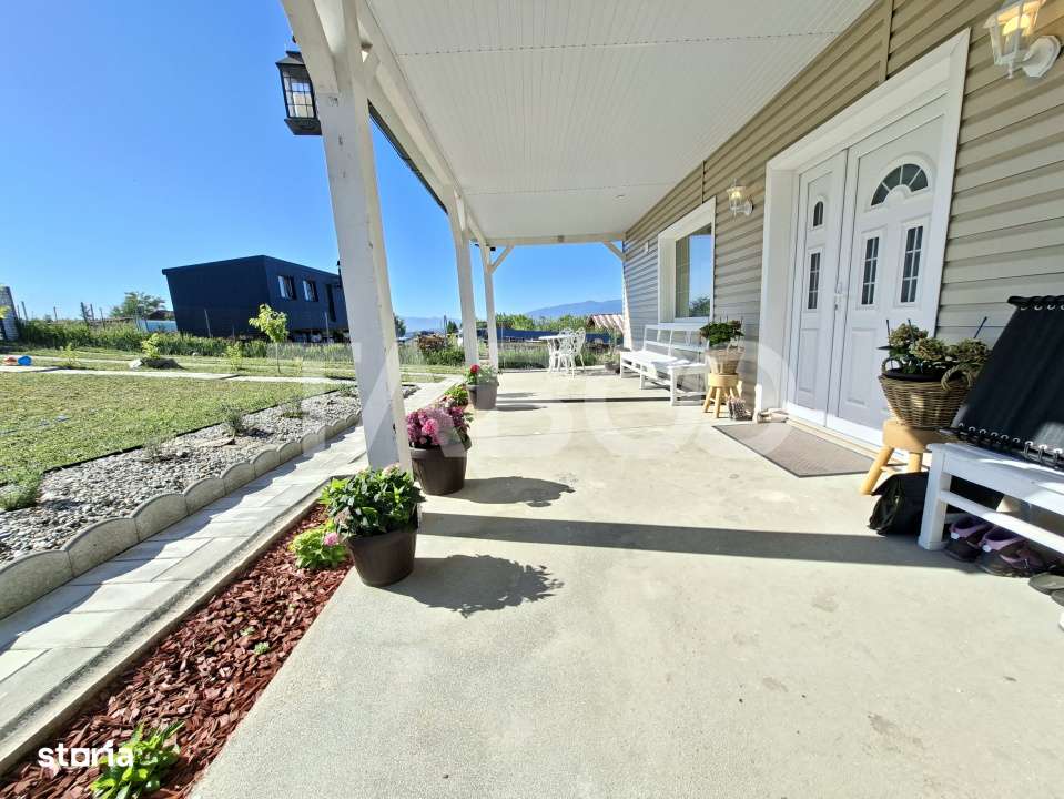 Casa moderna de vanzare in zona Dealul Sibiului din Sura Mare - Imagine principală: 1/18