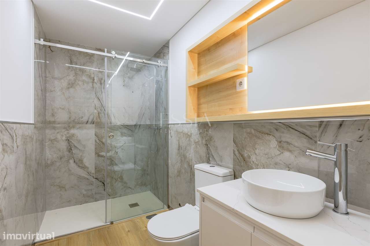 T0 com Varanda Centro Baixa Porto | T0 Faria Guimarães | T0 City On-8