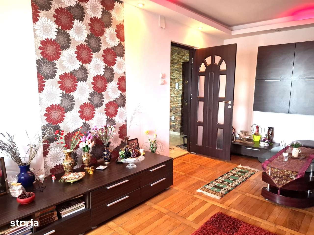 Comision cumparator0%, 2 camere ,decomandat -mobilat si utilat - Imagine principală: 5/11