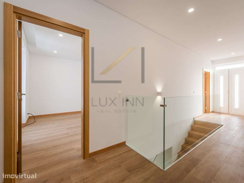 Moradia T5 Recuperada com Piscina, 2 Suítes e Garagem - Lote Isolad...-22