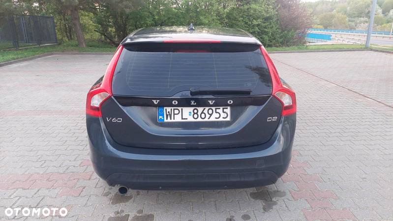 Volvo V60 D2 Momentum - 7