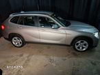 BMW X1 xDrive18d Sport Line - 24