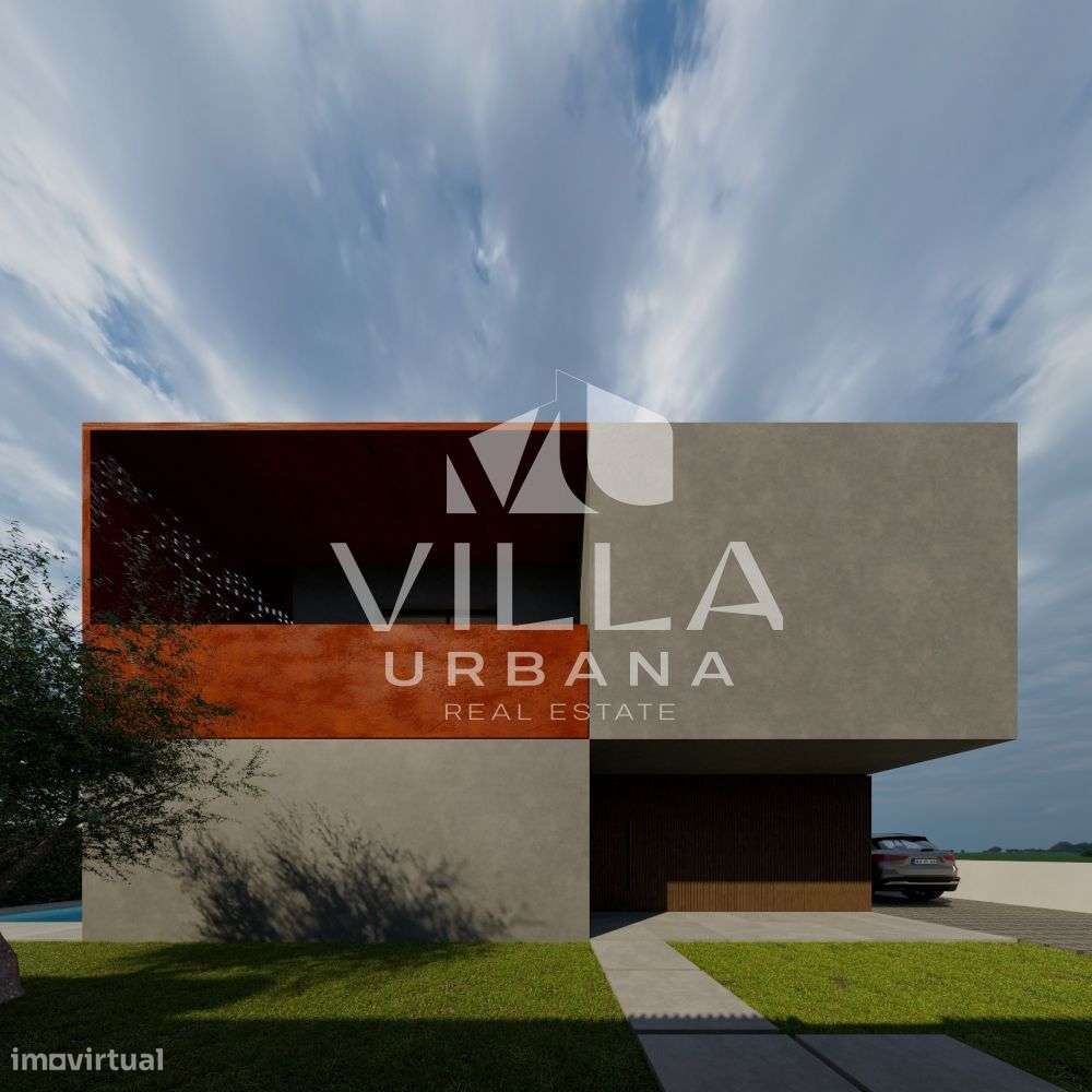 Moradia T4 Isolada perto do Golf da Aroeira e a 3 min. da praia-16