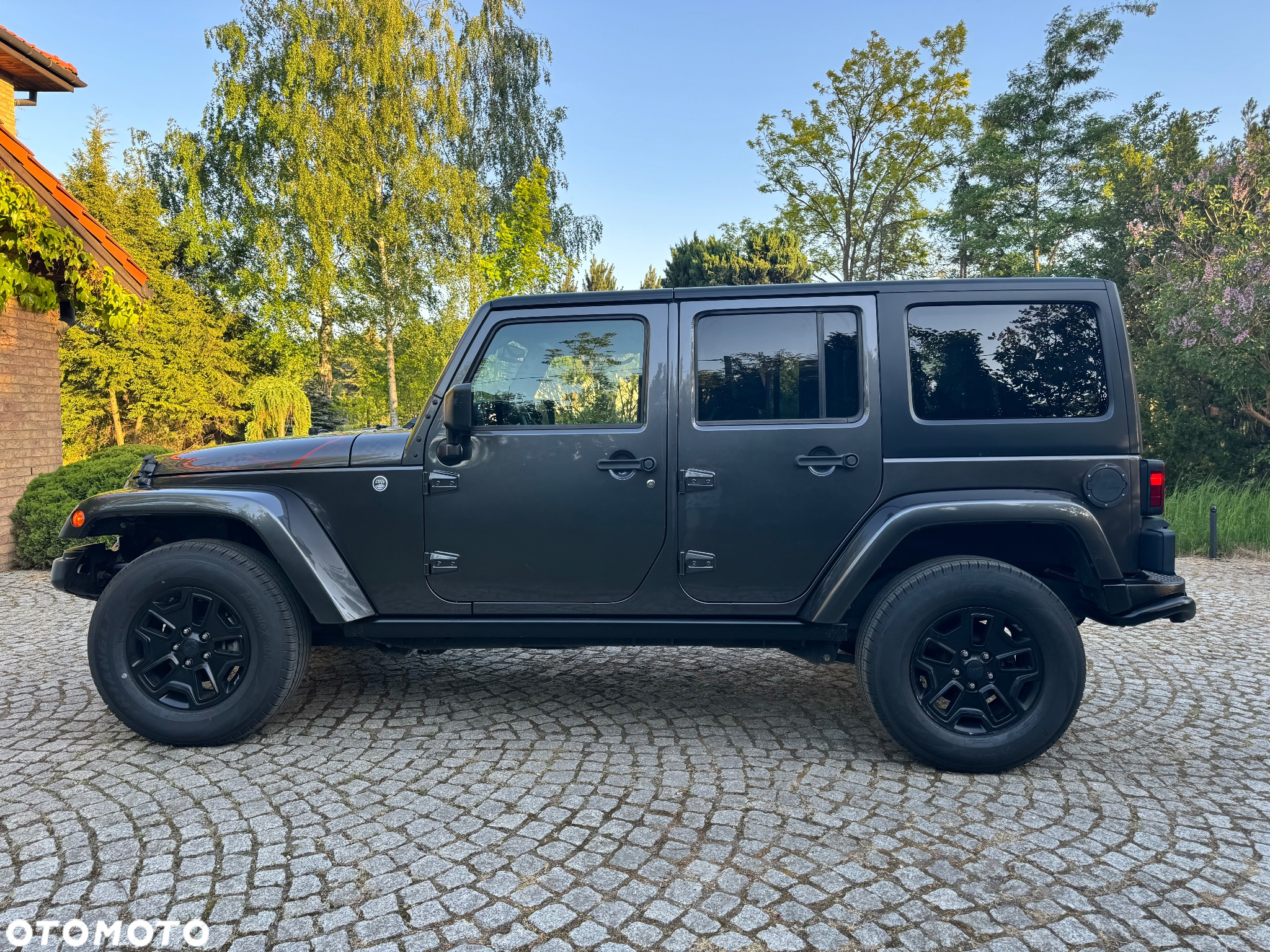 Jeep Wrangler - 25