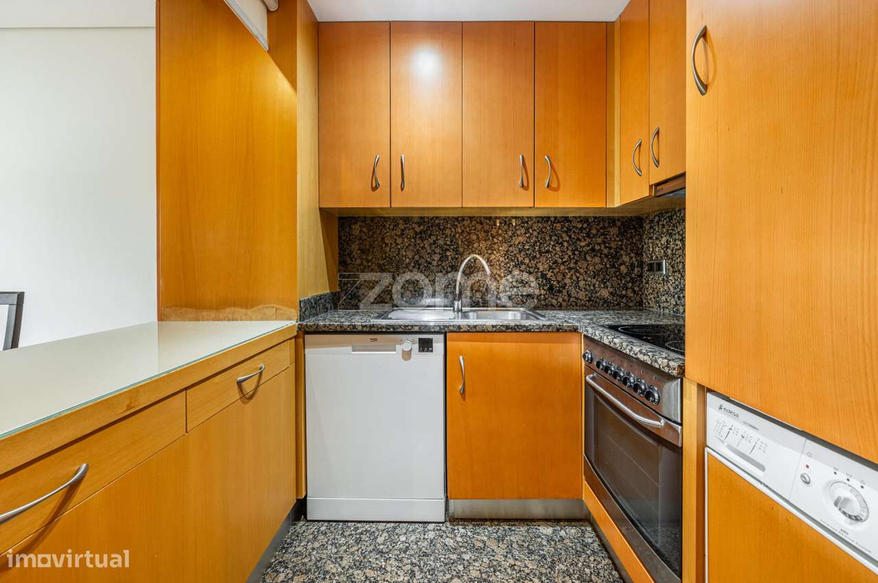 T1 com Vida Própria na Asprela | Investir ou Começar Aqui! - Grande imagem: 4/18