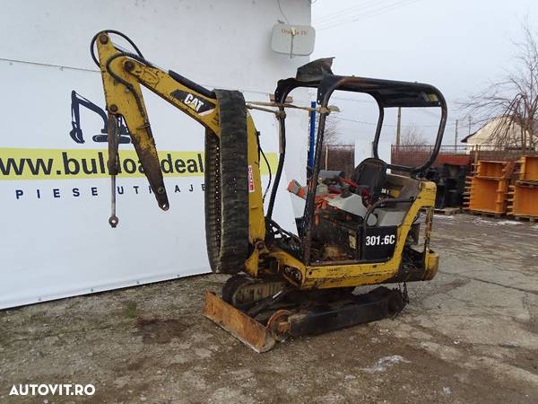 Bord ,ceas Cat 301.6 C - 4